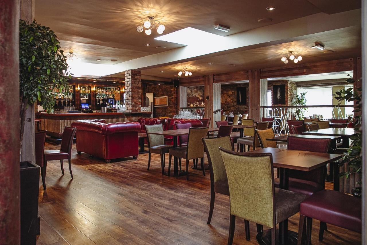 Muskerry Arms Bar And B&B Blarney Exteriör bild