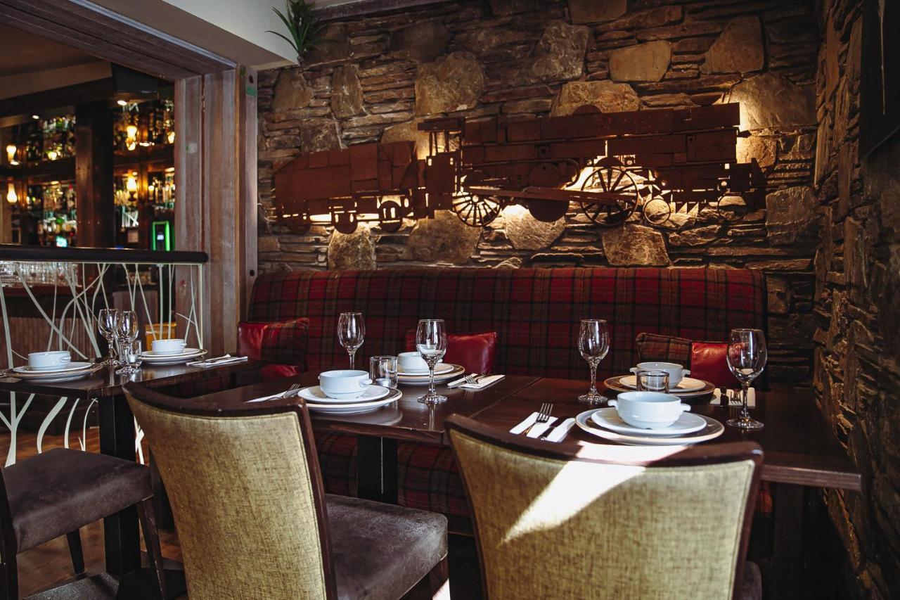 Muskerry Arms Bar And B&B Blarney Exteriör bild