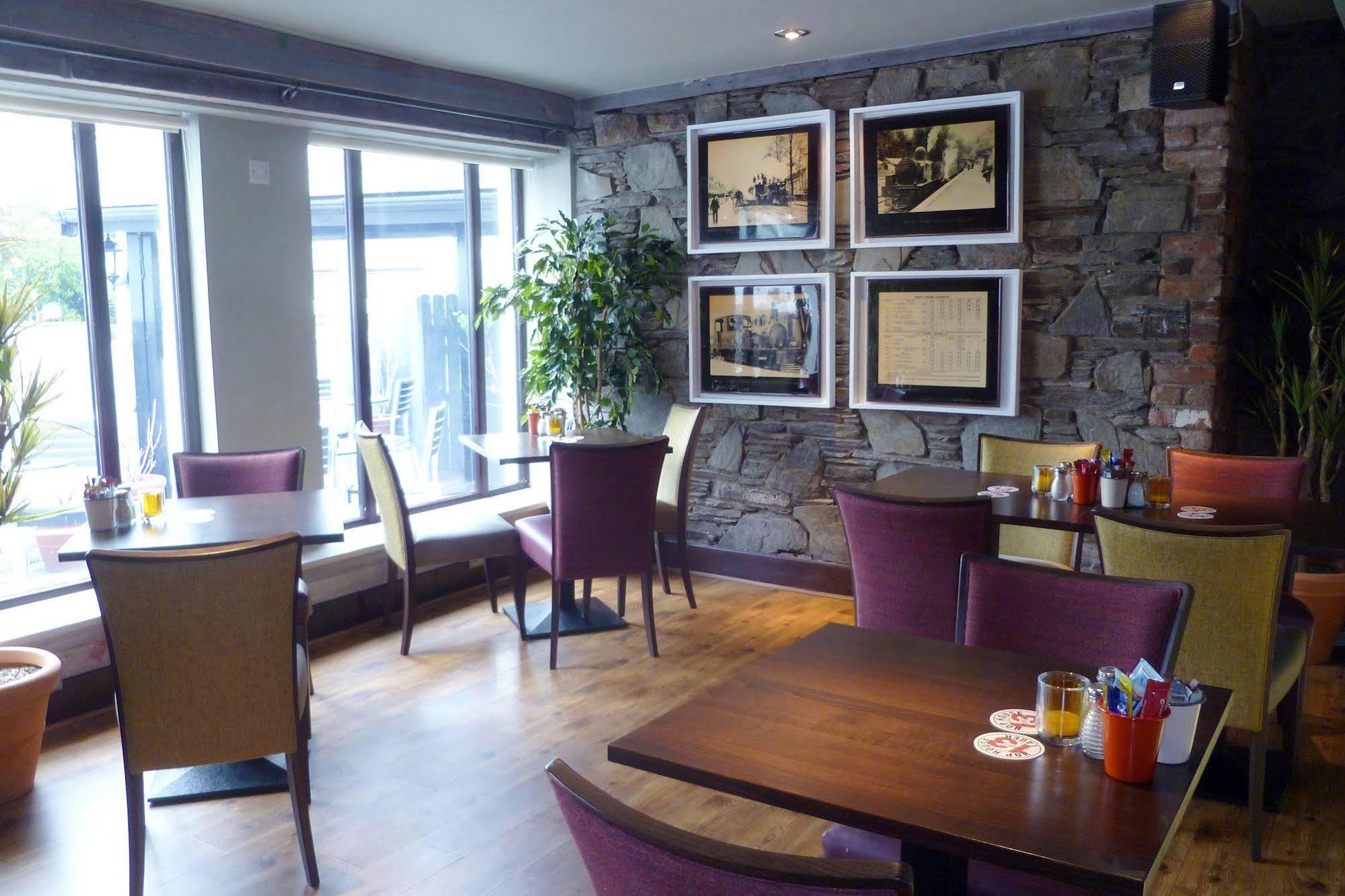 Muskerry Arms Bar And B&B Blarney Exteriör bild