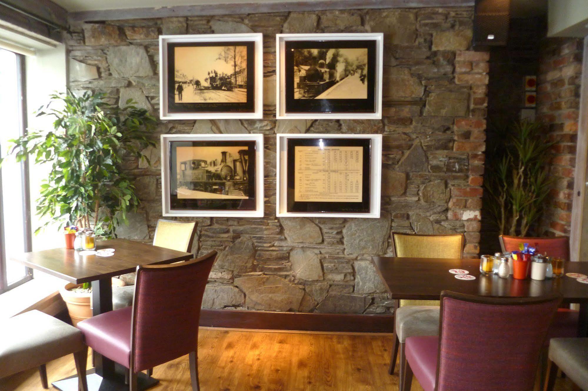 Muskerry Arms Bar And B&B Blarney Exteriör bild